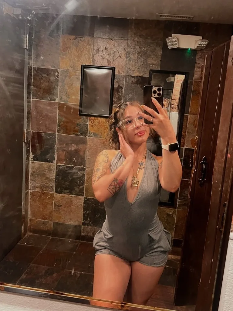 HoneyBecky Special OUTCALL INCALL CAR-DATE Bbj Service Oral/🤍AnalBlowjob/ Available-24/7. I Sell My Content - Photo 1 | Escort in Northern Virginia