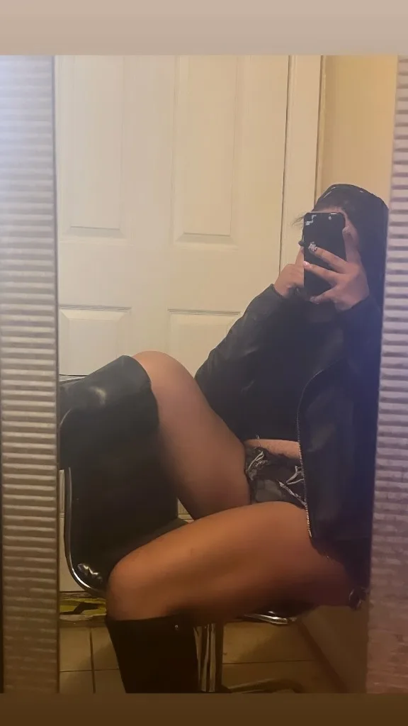 Lit All Night Ask for a deal!! - Photo 8 | Escort in Northeast DC