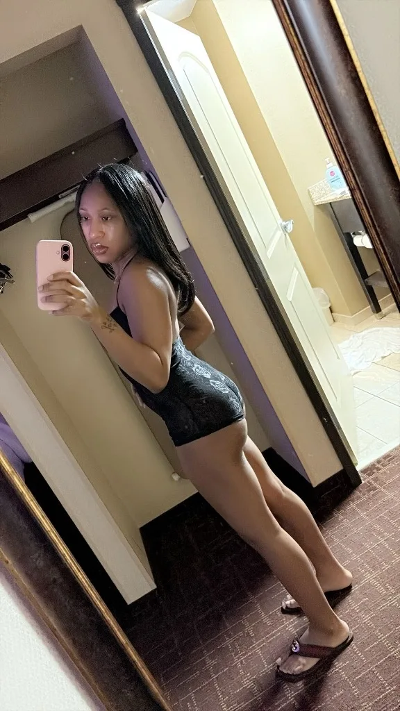 Fun Size Doll - Photo 1 | Escort in Washington