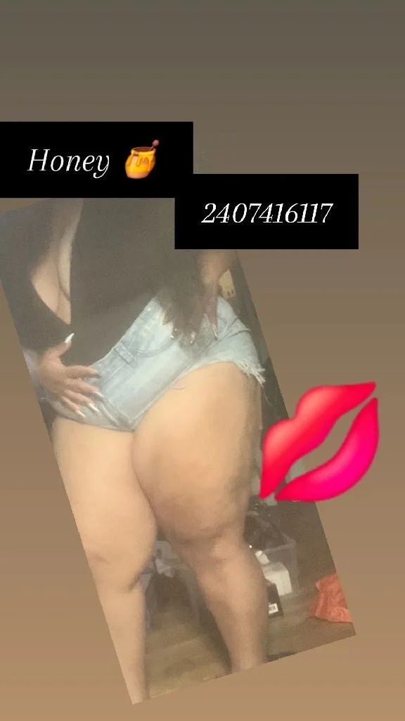 Come get the best mouth and massage - Photo 1 | Escort in Greenbelt incalls