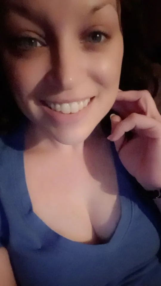 lonely vixen seeking strong man - Photo 8 | Escort in Oxon hill
