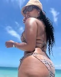 Wet and ready to make you need a life jacket for this wet ride - Photo 4 | Escort in Oxon hill