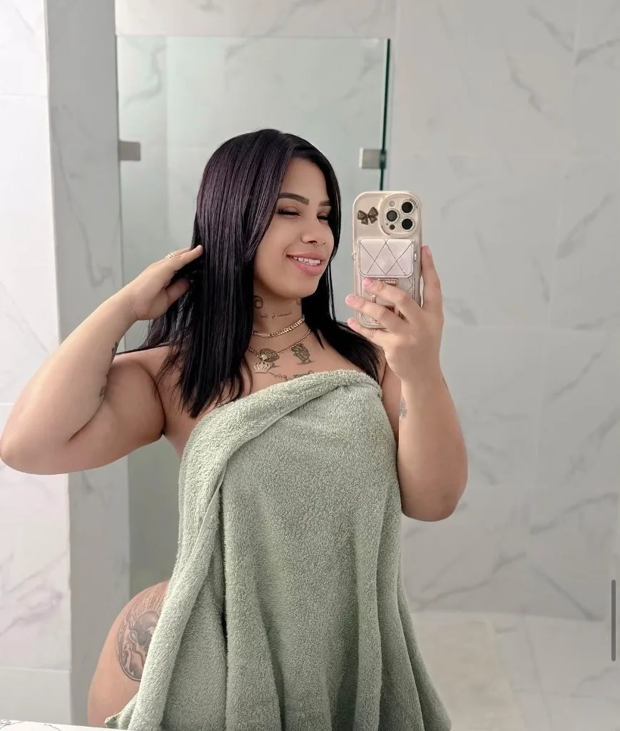 I'm and available anytime to please all my clientsin their desires and needs 🥰 I'm sexy and very hot 🥰 - Photo 1 | Escort in Big Island