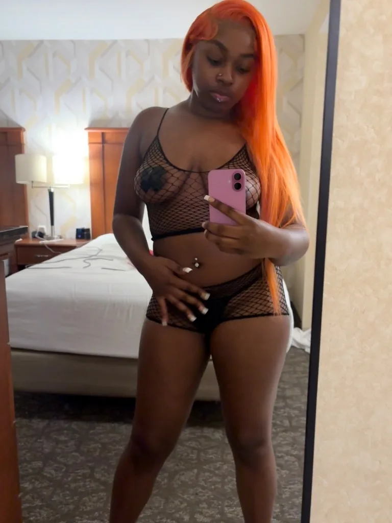 BEST SERVICE IN TOWNINCALLS/ OUTCALL AVAILABLE - Photo 3 | Escort in Alexandria