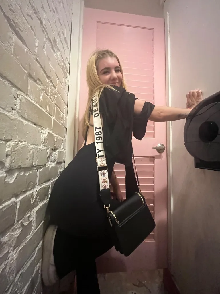 incall alexandria mew gilnew girl - Photo 6 | Escort in Alexandria