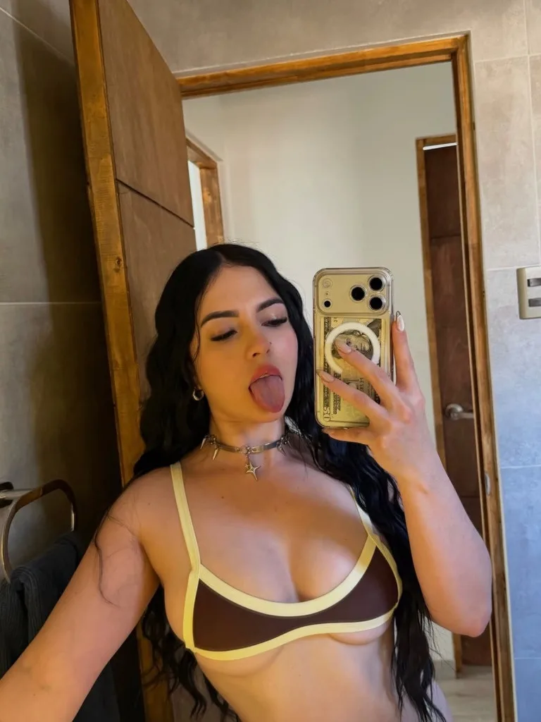 I’m available for meet up right now - Photo 2 | Escort in Baltimore