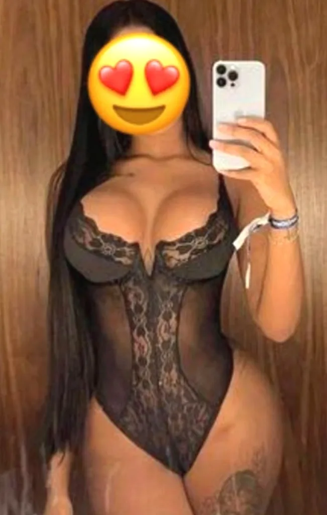 A little Latina charm is waiting on the other side of your first hello. Write to me. - Photo 2 | Escort in Frederick