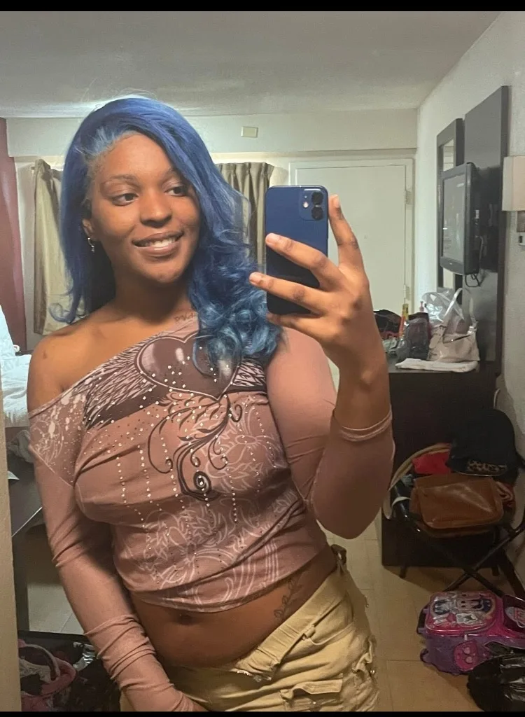 sexy latina brown 5'4