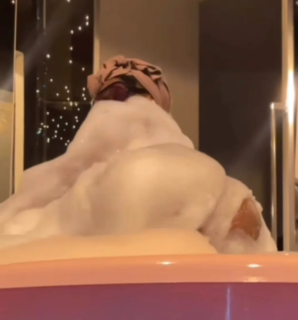 Love to eat dick and fuck you real good Facetime or Duo verfy btw tooo reasonal pricee you would love it here babyno brokieessss pussy to good to be cheap baby come test me or taste me🫢 - Photo 2 | Escort in East north ave