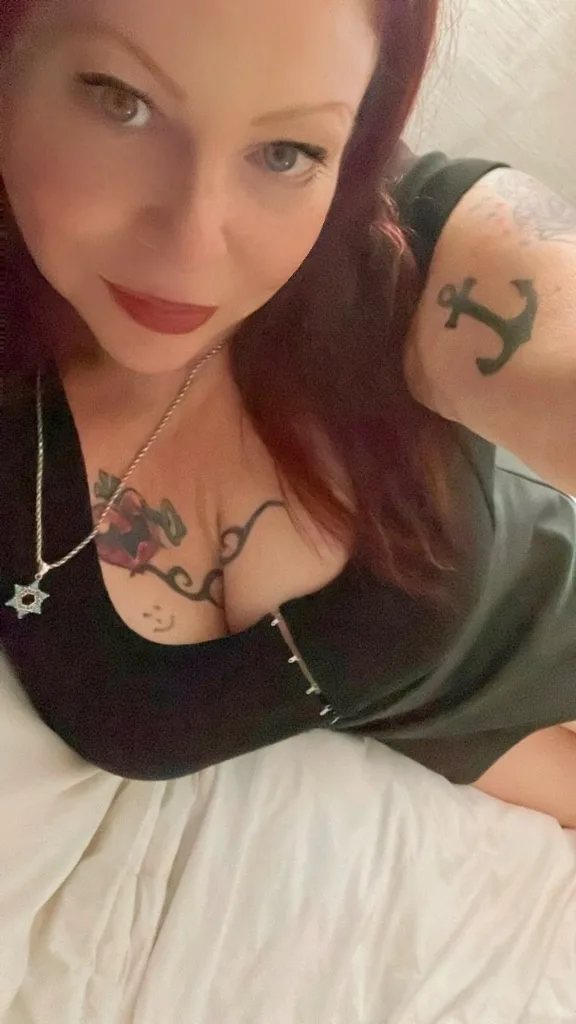 TINY SPINNER ((ONLY 4ft9)) LET ME CLIMB YOU LIKE A TREE!!!!! - Photo 2 | Escort in Laurel