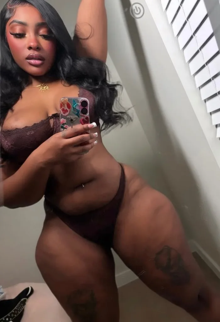 Lets Hang Out 🤙🤭 LET ME GUIDE YOUR FANTASY DADDY ⏰ - Photo 3 | Escort in Your Place Or Mines