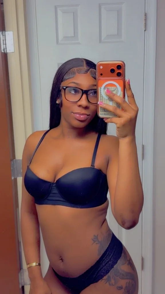 𝐒𝐥𝐢𝐦 𝐓𝐡𝐢𝐜𝐤 𝐒𝐞𝐱𝐲 𝐌𝐚𝐦𝐢 𝐈𝐧 𝐓𝐨𝐰𝐧𝐀𝐯𝐚𝐢𝐥𝐚𝐛𝐥𝐞 𝐅𝐨𝐫 𝑰𝒏𝒄𝒂𝒍𝒍𝒔/𝐎𝐮𝐭𝐜𝐚𝐥𝐥𝐬 𝐀𝐬𝐤 𝐀𝐛𝐨𝐮𝐭 𝐌𝐲 𝐅𝐚𝐜𝐞𝐓𝐢𝐦𝐞 𝐒𝐡𝐨𝐰 - Photo 3 | Escort in Lanham