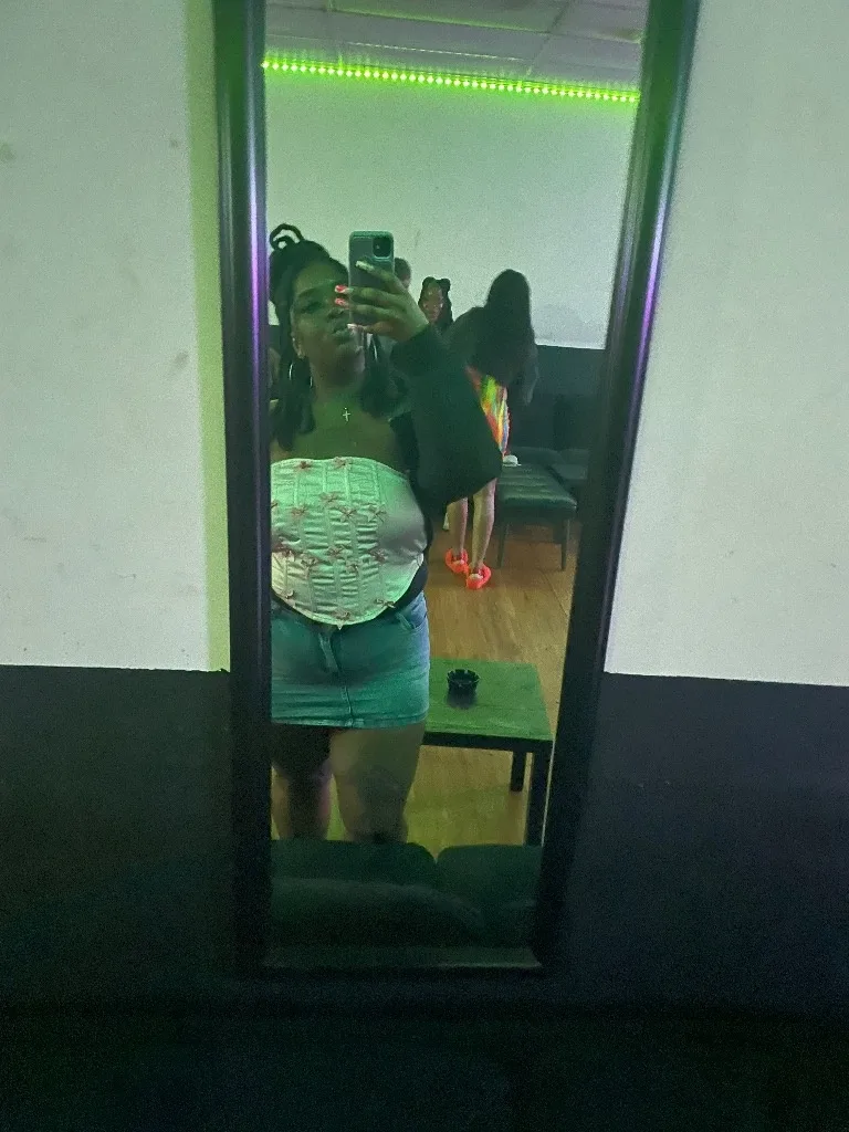 INCALLS IN THE HAGERSTOWN AREA !🫠🩵 FRESH WEEK ! INCALLS IN HAGERSTOWN AREA !TREAT YOURSELF TODAY 🩵WE KNOW IM STILL THE THROAT GOAT ! START THE WEEKEND OFF RIGHT - Photo 3 | Escort in HAGERSTOWN FREDRICK