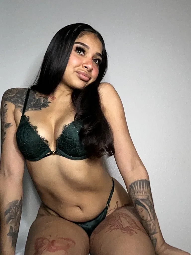 New Intown!! Exotic Petite Sexy Armenian Ready For Funn!! Real pictures!! - Photo 8 | Escort in Bwi & surrounding areas