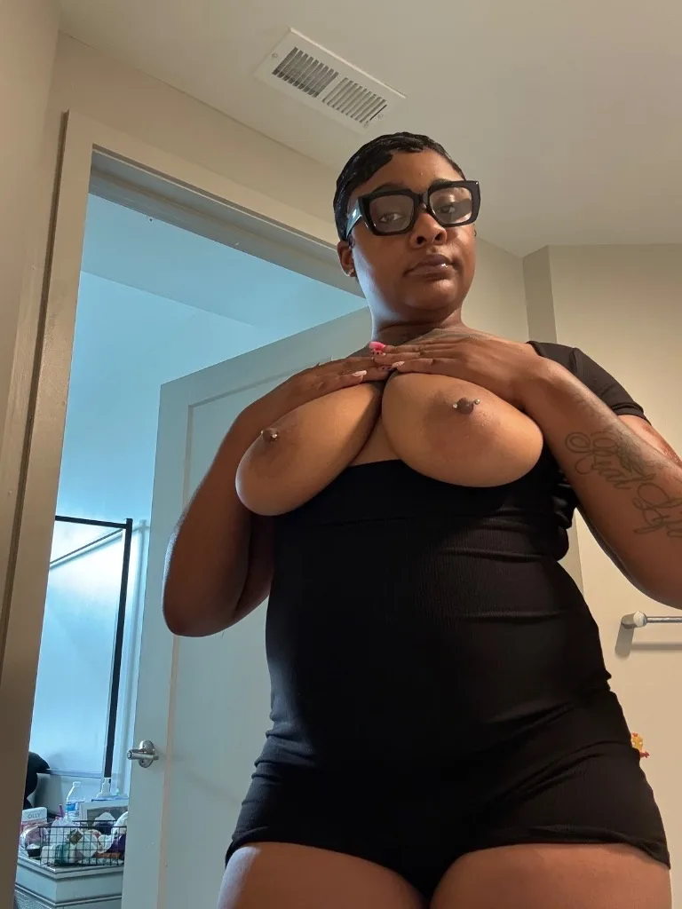 Professional Gentlemen Only OUTCALLS - Photo 2 | Escort in OUTCALLS