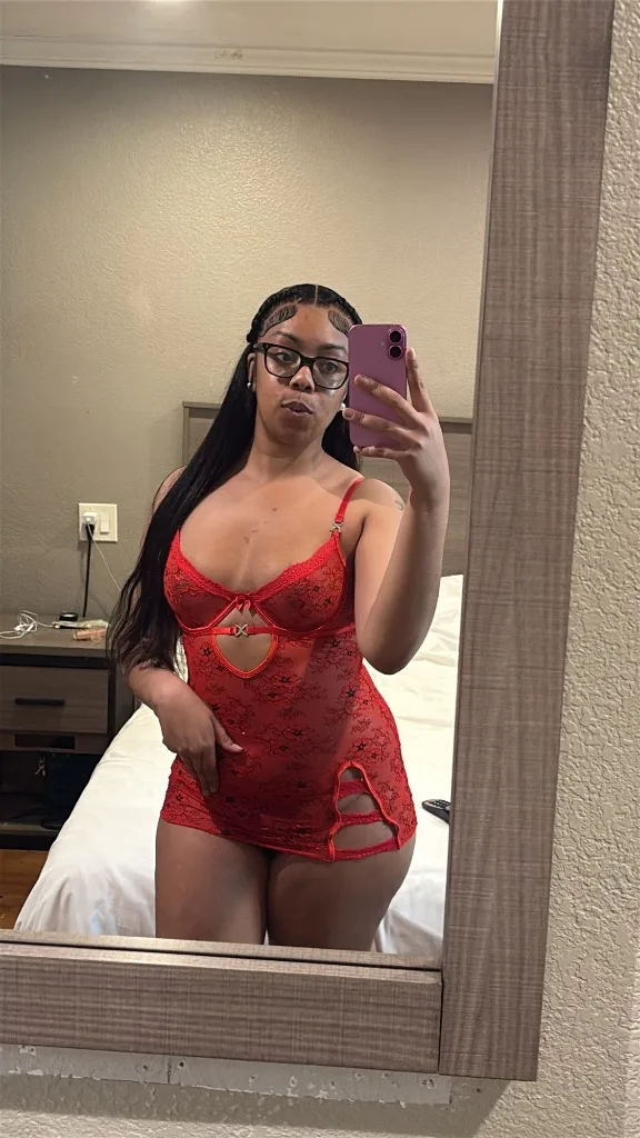Big Booty 🍑 Puerto Rican THROAT GOAT 🐐