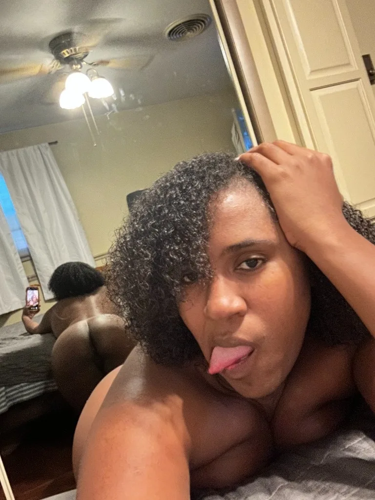 Lets get togetherSexy Ebony Britni Available Now Outcalls Only - Photo 4 | Escort in Washington