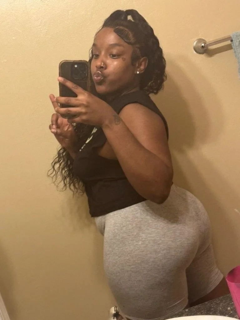 incall content - Photo 4 | Escort in Chantilly