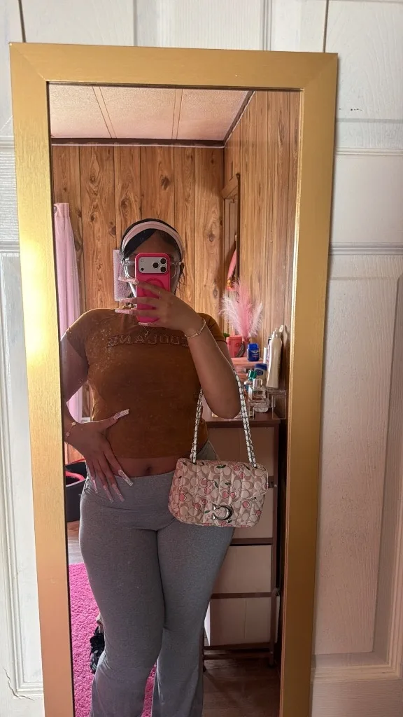 incall only Soft Look, Strict Rules, Fun Vibes Available 24/7 ⏰ Deposit Before Booking - Photo 3 | Escort in Linthincum height