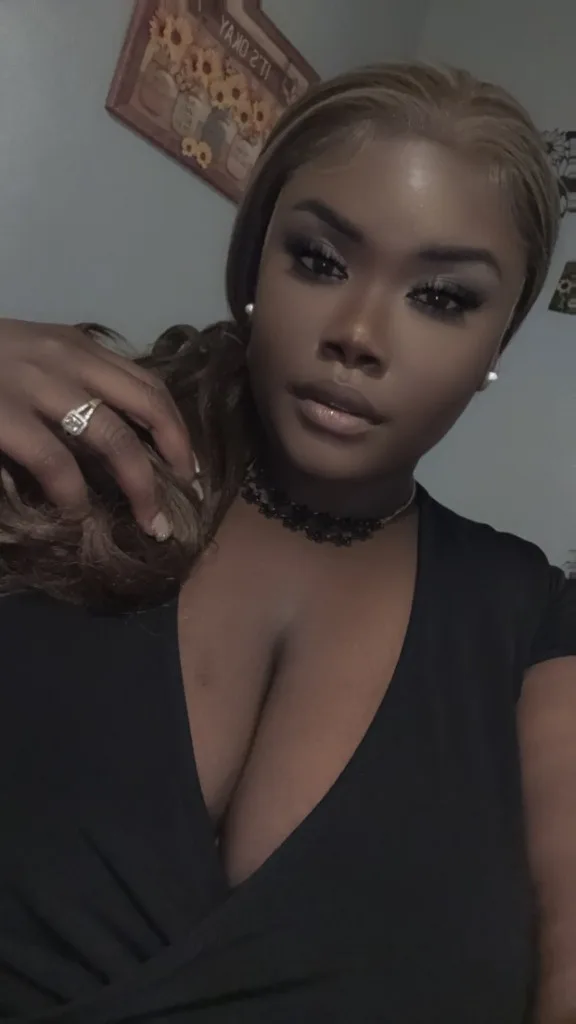 Sweet, confident and looking for a genuine connection. - Photo 2 | Escort in Hanover