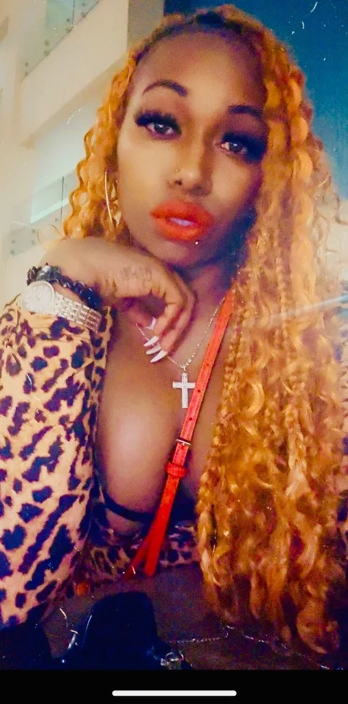 Im Back Text perfer Incalls available hosting now Trinidadian Freak Role play fetishes pussy anal messages - Photo 10 | Escort in Washington