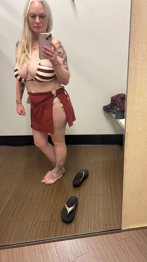 HORNY MILFS MOMWET PUSSYNICE ASSDON'T MISS OUT - Photo 2 | Escort in Baltimore