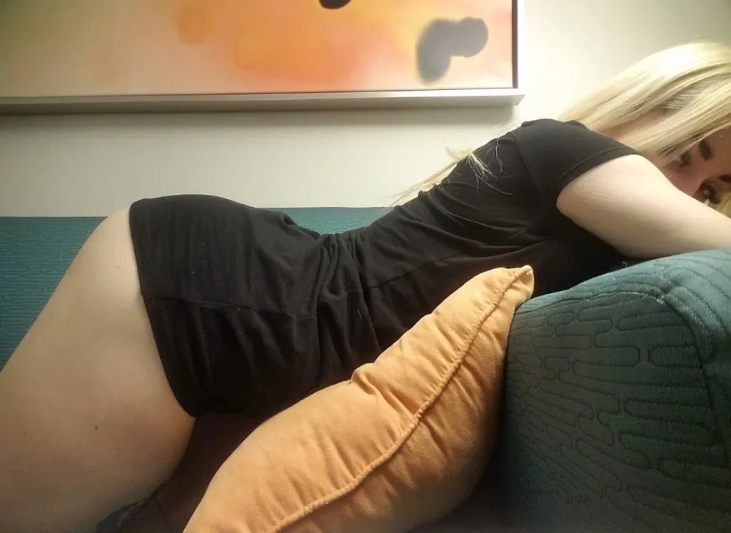 BIRTHDAY MONTH!! hot french NERD MEET UPS/ ONLYFANS AND MORE - Photo 5 | Escort in TYSONS CORNER SEP27-OCT20
