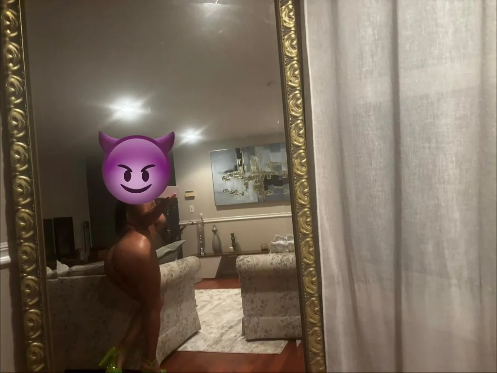 Colombiana - Photo 4 | Escort in Rockville