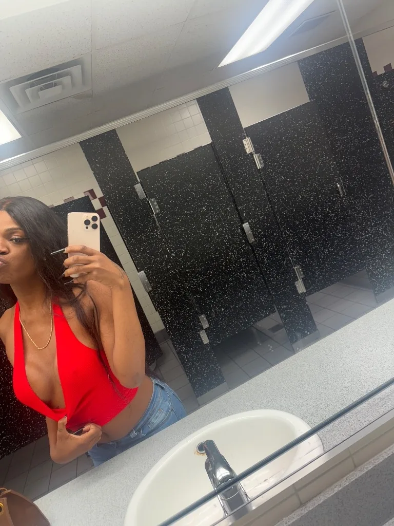 I'm free nowNew trans girl Come now - Photo 7 | Escort in Brooklyn area BADDEST IN THIS AREA AND ALL ME ADS ARE ME