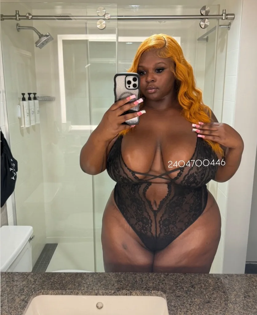 Wet MouthBig Booty Backshots til you 🥜 - Photo 3 | Escort in Southeast