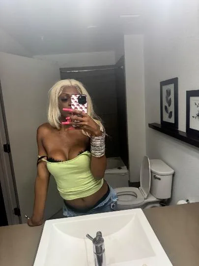 WARM THROAT ⭐ PRETTY FACE JUICY CHEEKS - Photo 5 | Escort in Brooklyn