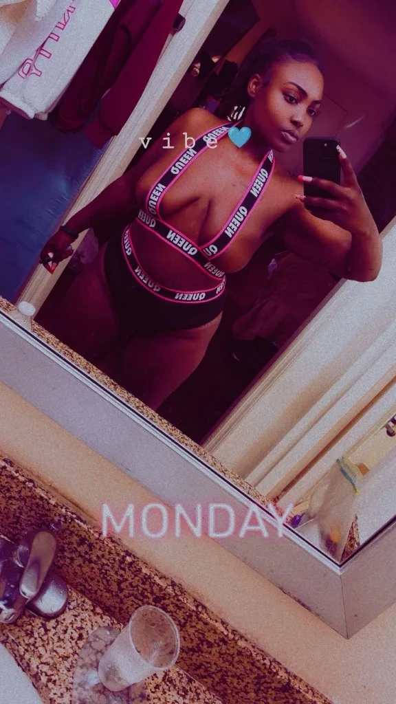 Sexy chocolate barbie Cum Play with Me Available 24/7 - Photo 5 | Escort in Springfield