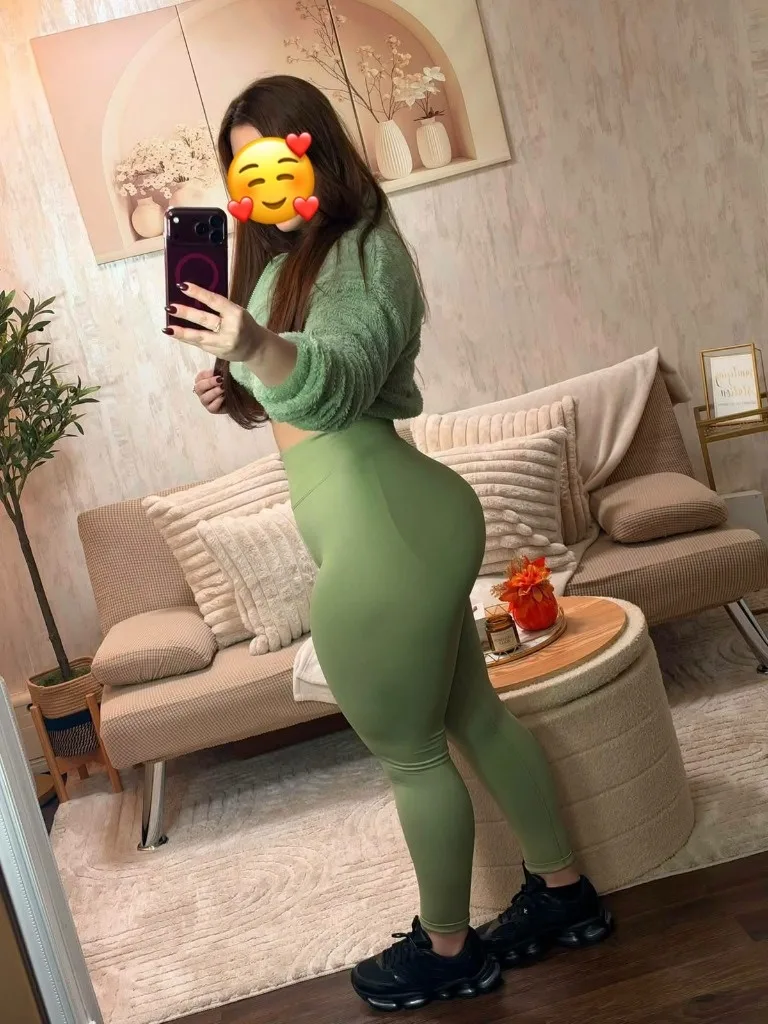 Latina girl with her Colombian friend 🇨🇴 active 24/7 - Photo 3 | Escort in Frederick