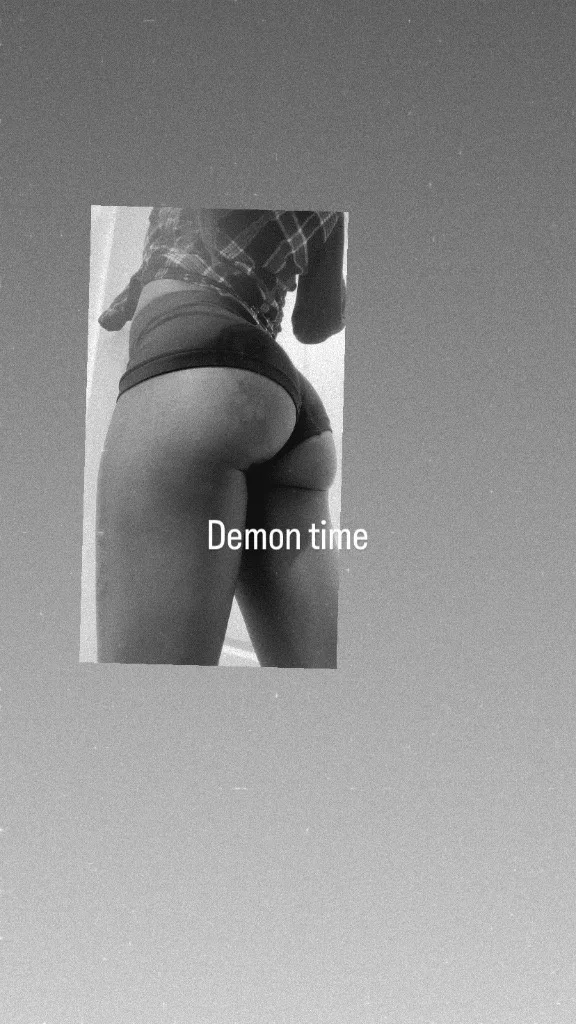 ENJOY MY WONDERFUL BODY AND BEAUTIFUL SOUL... slide into a juicy tight Haitian delicacy.. Come be sucked like a .. I'M WAITING - Photo 5 | Escort in MOBILE 😋