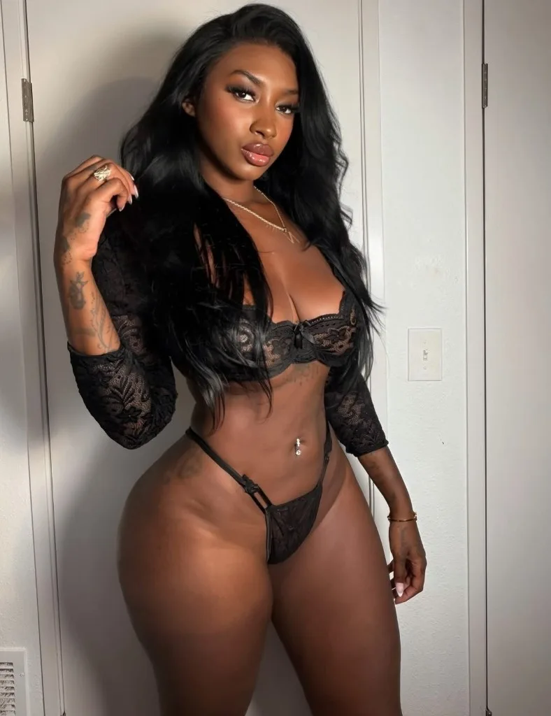 Available 24/7 to make all your fantasies come true 🤤Active Latina girl ready to give you an unforgettable time Massage BBJ DATY Anal Sweet girlfriend experience lots of affect - Photo 3 | Escort in Frederick
