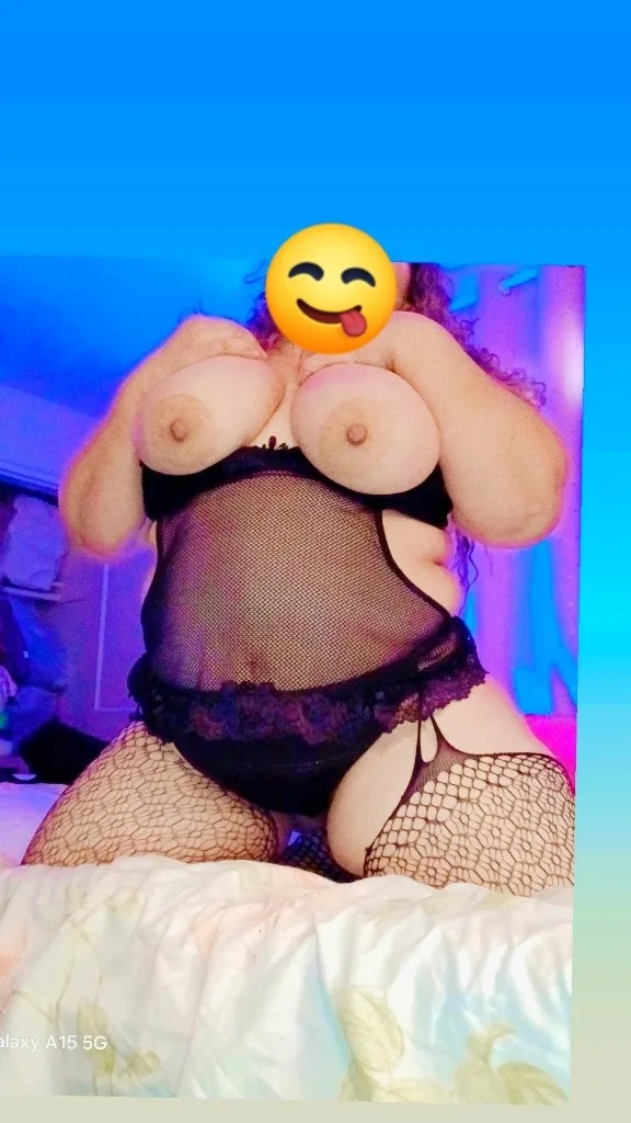 latina jugosa - Photo 5 | Escort in Riverdale