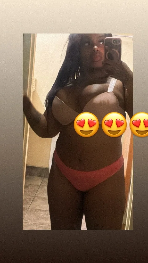 come spend time with me - Photo 5 | Escort in Text For Address