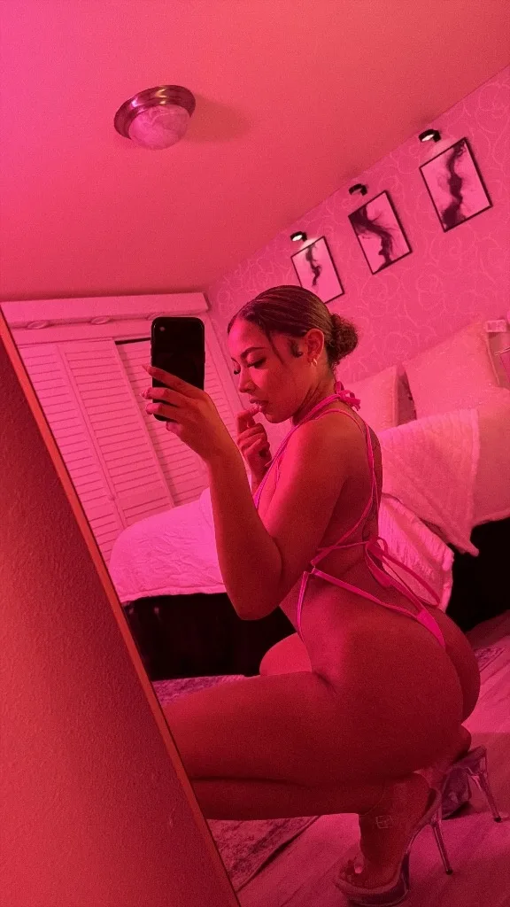 EXCLUSIVE CONTENT ONLY!! 🫦 NO MEETUPS!! - Photo 2 | Escort in All surrounding areas