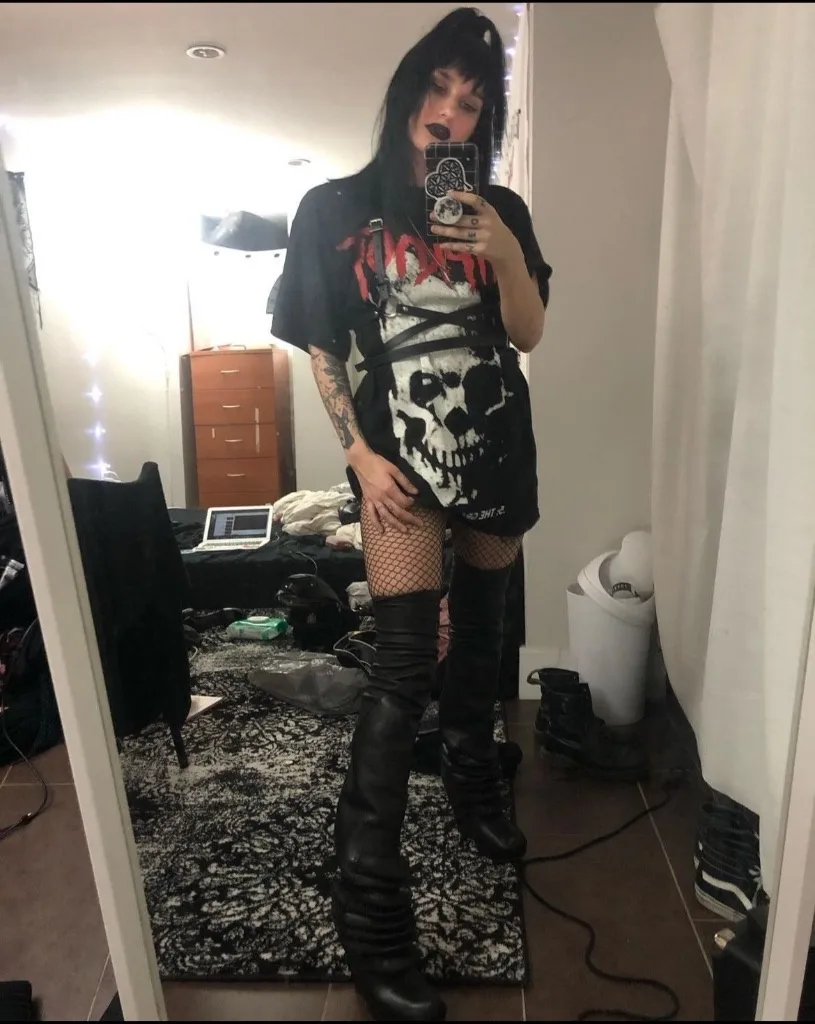 HOTT GOTH GFE - Photo 7 | Escort in Washington