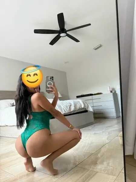 He wants 🫦me, so write to me sexy, daring, and🫦 straightforward. A😋 unique experience 🌶
