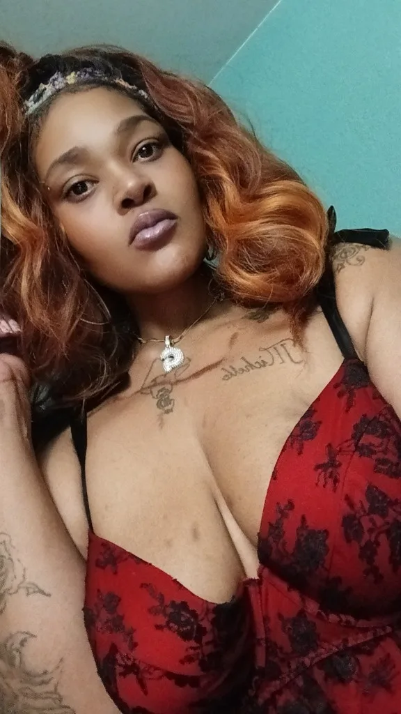 WASSUP I EAT DICK FUK THE SHIT OUTTA ME LIKE RIGHT NOW . I WANNA EAT SOME DICK/PUSSY GET MY FACE FUCKED I BET I EAT DICK BETTER THAN YA GF WIFE BBY MOTHER SIDE BITCH... LETS BET!!! WASSUP DOWN FOR W - Photo 6 | Escort in Woodlawn