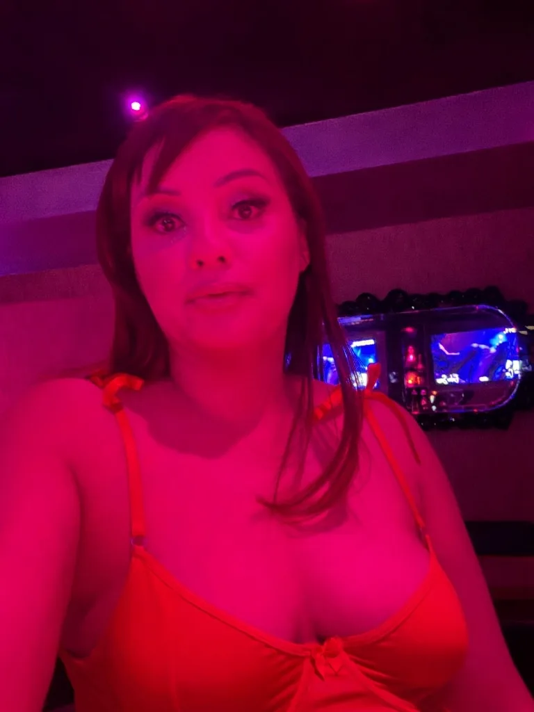 i will take a deposit now unless you are a regular client of mine $500 minimum no cheapskates read before contacting - Photo 5 | Escort in Rosslyn