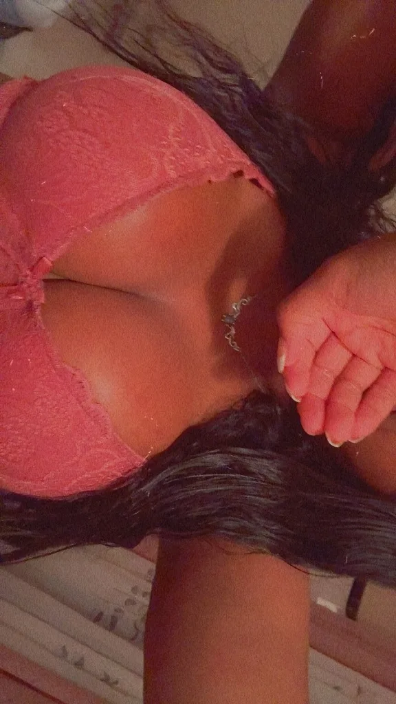 best throat - Photo 4 | Escort in Northern Virginia