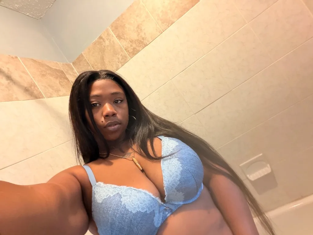 SEXY , SEEET & DISCREET OUTS ONLY 🥰