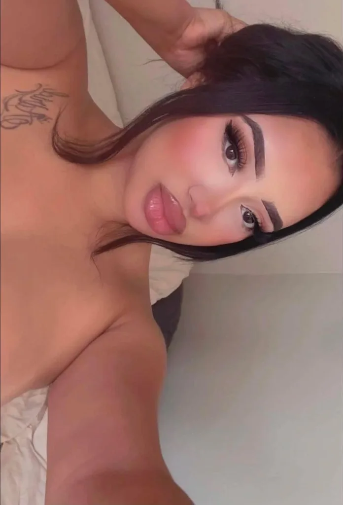 HONOLULU i'm HORNY BIG TITTY HOTTIE JUICY LIPS - Photo 2 | Escort in Waikiki
