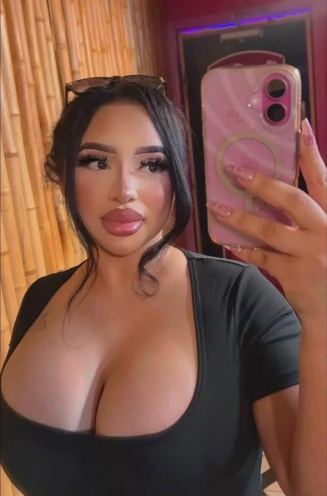 HONOLULU i'm HORNY BIG TITTY HOTTIE JUICY LIPS - Photo 3 | Escort in Waikiki
