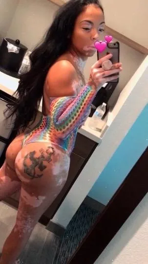 BOOK NOW FREAKY LATINA CUM PLAY - Photo 2 | Escort in Tysons corner