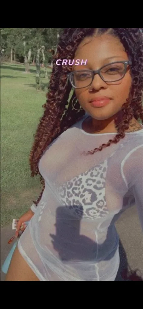 Available Mature and sexy girl 🥰with experience ‍ - Photo 2 | Escort in Landing Road