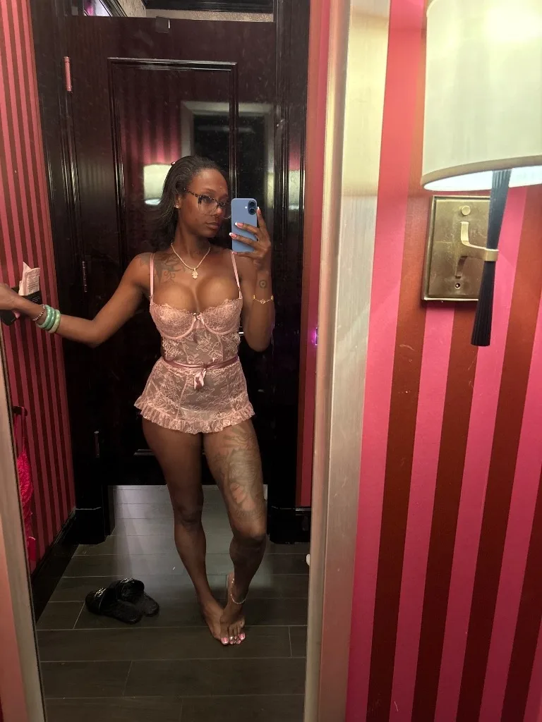 Hagerstown!! Frederick!! THROAT SPECIAL!! READY TO GET MY THROAT POUNDED! THROAT GOAT! - Photo 5 | Escort in Frederick