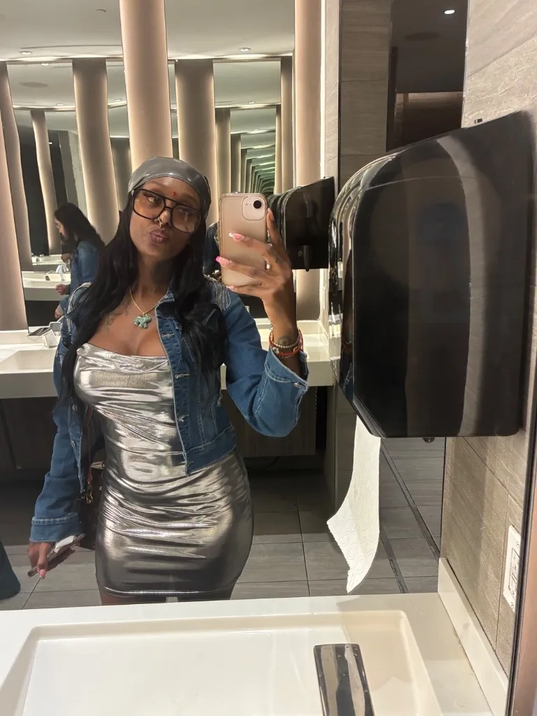 BEST THROAT AJD TIGHTEST PUSSY IN TOWN! SUNDAY FUNDAY!